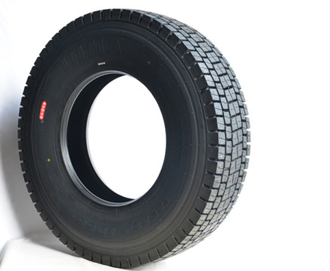 1666947036263516.jpg 汽車輪胎圖片.jpg